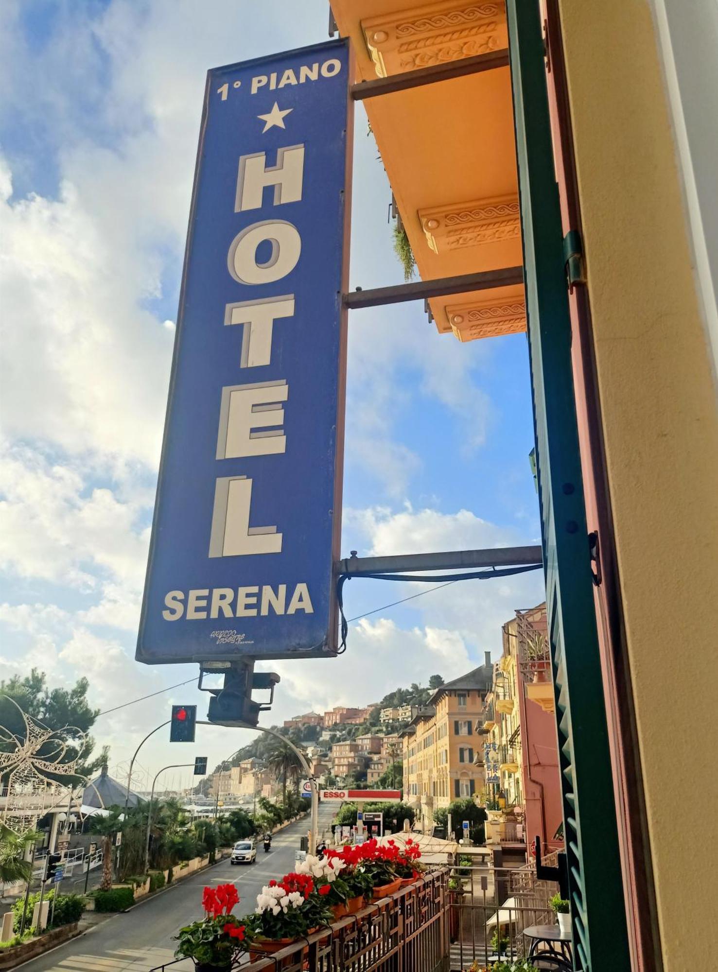 Hotel Serena アレンツァーノ エクステリア 写真